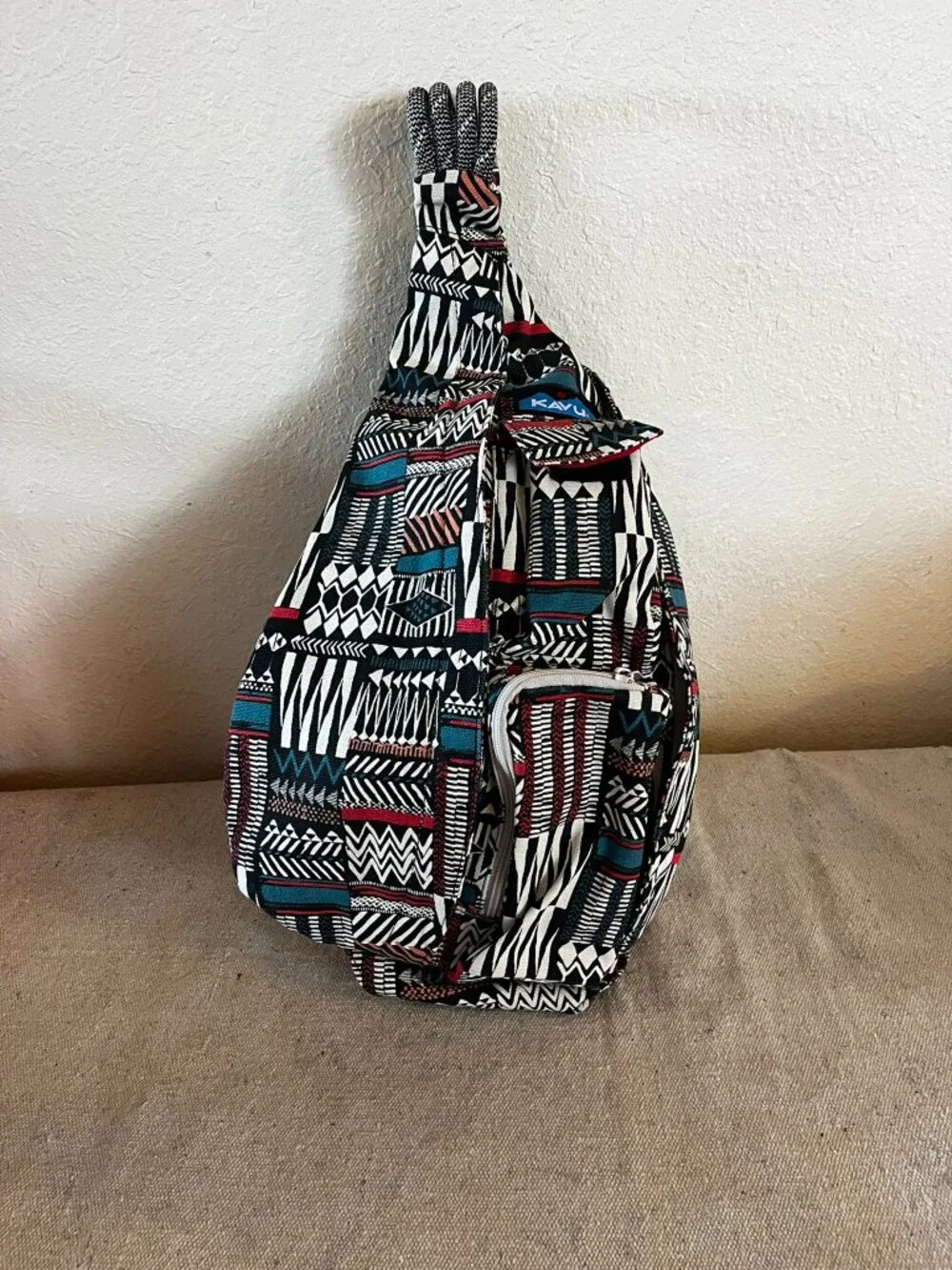 KAVU Unisex Stack Rhombus RugTravel/School/Shopping Rope Bag Sz Lr